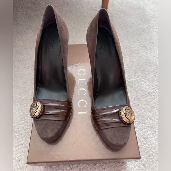 Gucci Husteria Suede & Patent Leather Heels - Picture 2 of 10
